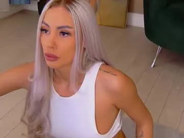 Freechat bailey_rush on Chaturbate