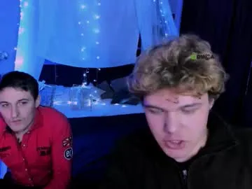 beauty_liam — GOAL: Make me happy [25 tokens remaining] Welcome to my room! #bigcock #new #teen #muscle #18