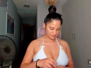 bella_pocahontas3 on Chaturbate 