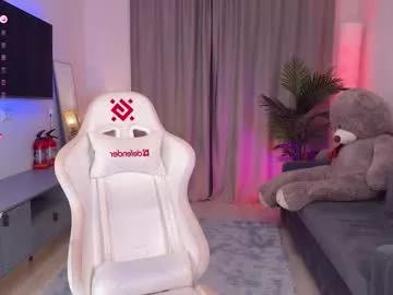 Discover Blush_mikki, she wants to masturbate for you blush_mikki from Chaturbate