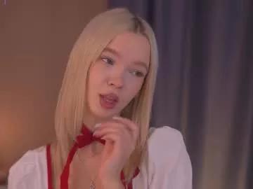 Explore 23 years old boobybliss from Chaturbate boobybliss from Chaturbate