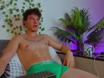 Freechat bravo_maestro on Chaturbate