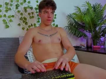 Freechat bravo_maestro on Chaturbate