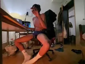 bricktalk — Hey lets chill and have some fun pls chat some #bbc #skinny #masturbation #cill #420 #top