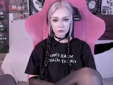 broodmommyy3 on Chaturbate