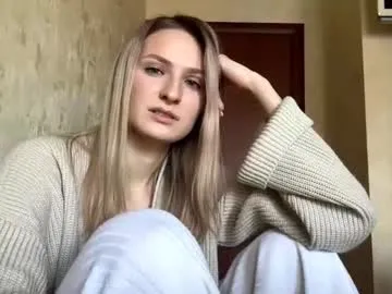 buenamorey — GOAL: Kiss you [5 tokens remaining] Hi everyone, this is my first day on CB and I'm a little shy!  #new #shy #18 #bigboobs #blonde