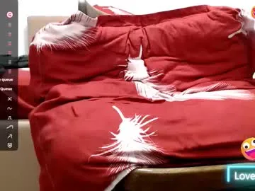 Freechat bustyemma on Chaturbate