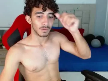 caius_fox on Chaturbate