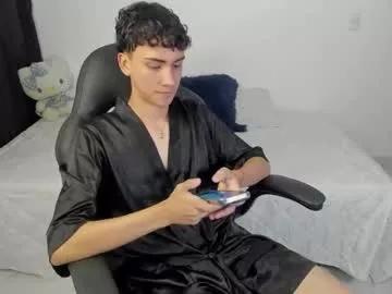 Explore Camiboy666, he wants to masturbate for you camiboy666 from Chaturbate
