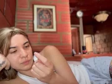 camii19y from Chaturbate