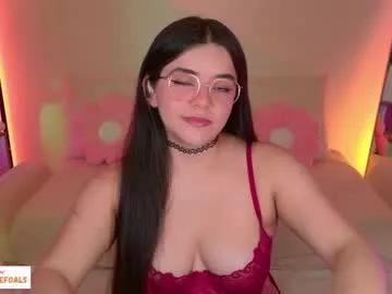 Checkout amazing camwhore Cammiefoalss cammiefoalss from Chaturbate