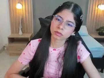 Freechat carlina_15 on Chaturbate