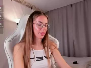 Watch Carmelinarolstad, she wants to masturbate for you carmelinarolstad from Chaturbate