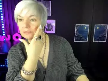 carmensoft on Chaturbate