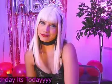 catalina__lovers — Goal: DESTROY WITH VIBRATION MY CLITORIS #goth  #latex  #bithday  #cosplay  #blowjob - Next Goal:  appreciating show 