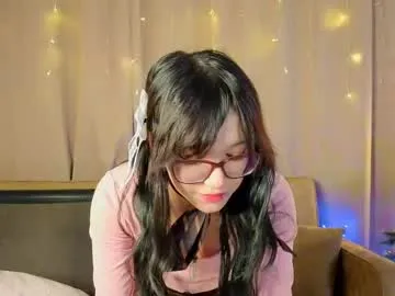 Freechat chiquitabures on Chaturbate