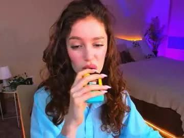 Freechat christinaconteeree on Chaturbate