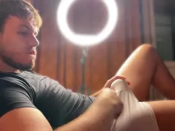 christophertan on Chaturbate