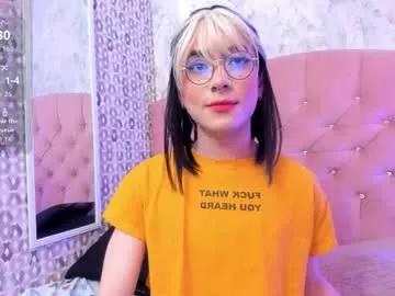 Watch Chaturbate's Cleo_nilee cleo_nilee from Chaturbate