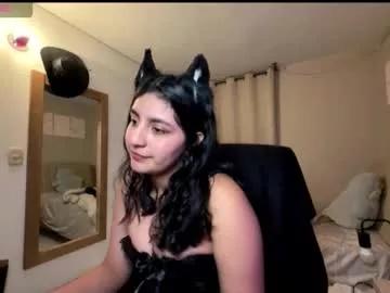 Freechat cloe_small08 on Chaturbate
