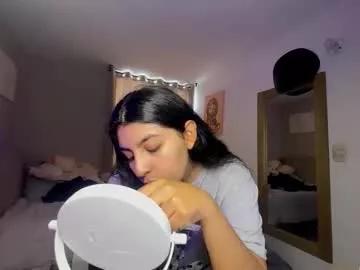 Freechat cloe_small08 on Chaturbate