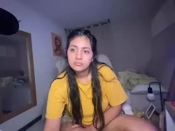 Freechat cloe_small08 on Chaturbate