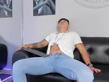 cristopher_strong on Chaturbate