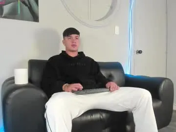 cristopher_strong on Chaturbate