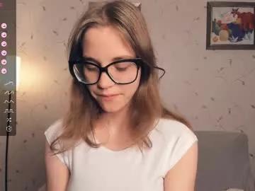 Freechat cutefluffy on Chaturbate