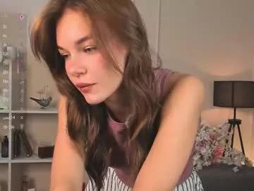 Freechat cwenbrayton on Chaturbate