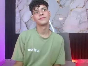 Freechat dan_sweetboy on Chaturbate