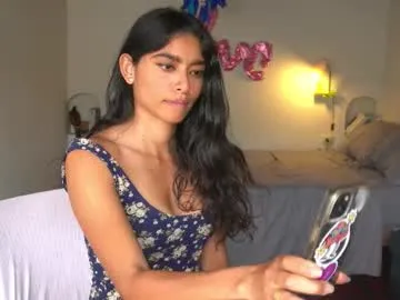 Freechat daniisla on Chaturbate