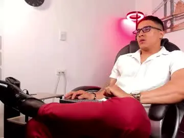 dash_bukoski on Chaturbate