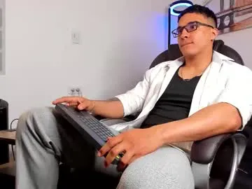 dash_bukoski on Chaturbate