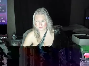 dave4ubb420 — Dave4ubb420's room Cum with me! #bigboobs #dirtytalk #bigass #latex #boots