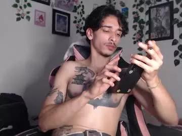Freechat dazzayyy on Chaturbate