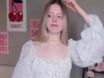denaebeste on Chaturbate