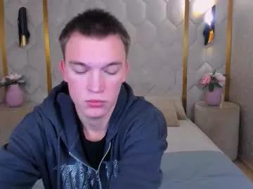 Try Chaturbate's Derek_banville derek_banville from Chaturbate