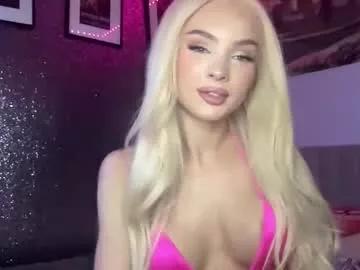diamond_the_blonde on Chaturbate
