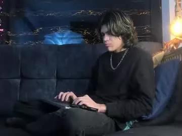 Watch 18 years old diamond_twink from Chaturbate diamond_twink from Chaturbate