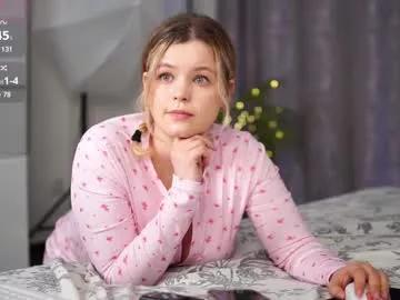 Freechat dianaholiday on Chaturbate