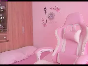 dina_ellis11