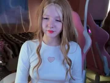 Freechat dollrose on Chaturbate