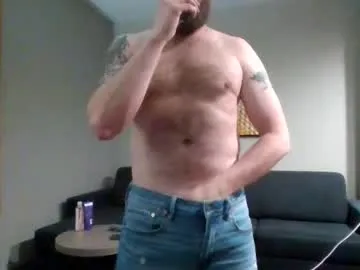 dragoste18 on Chaturbate