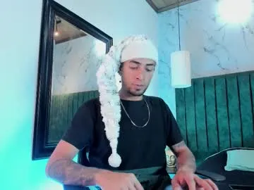 drakeneumann on Chaturbate