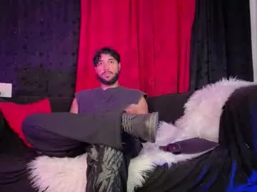 drako_kingx — GOAL: I give you a task [10 tokens remaining] Tell me you'll do as I say... and maybe I'll reward you.  #monstercock #bdsm #master #goth #feet