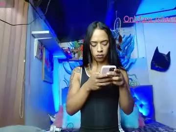dulce_alana_ on Chaturbate