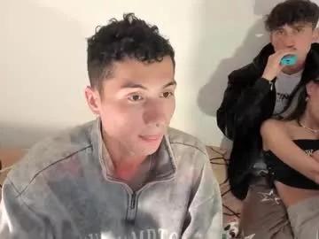 Freechat duoofpassion on Chaturbate