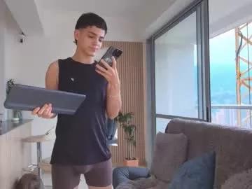 dustin_daimond from Chaturbate