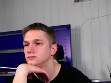 Freechat dustyn_fox on Chaturbate